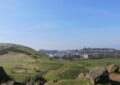 https://pixabay.com/photos/edinburgh-view-arthurs-seat-nature-4959200/