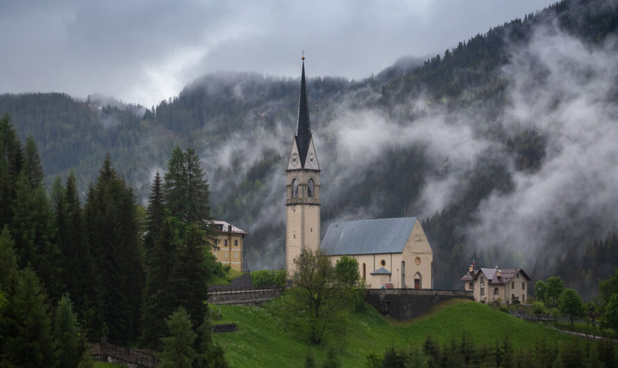 Churches and Chapels With Stunning Views in Alpbach