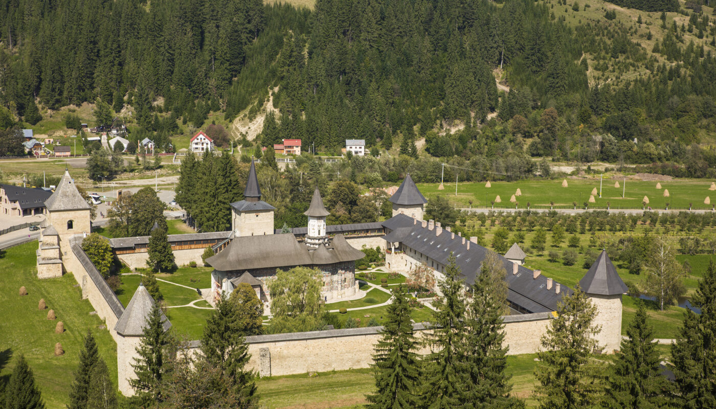 https://www.magnific.com/free-photo/church-from-sucevita-monastery-bucovina-romania_11168373.htm#fromView=search&page=1&position=20&uuid=74f99c50-f0a0-4acb-95e4-83f551f92765&query=How+Alpbach+Preserves+Historic+Sites+Without+Losing+Modernity